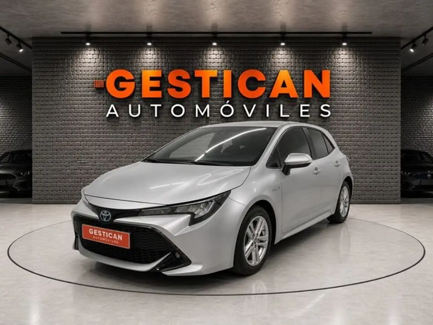 Toyota Corolla 1.8 125H ACTIVE TECH E-CVT Plateado - 1