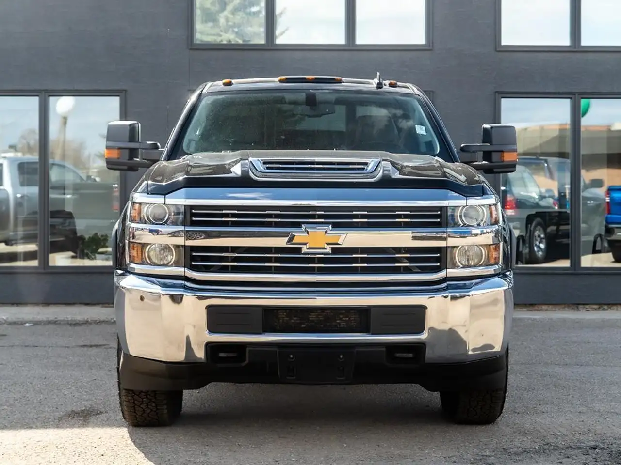 Chevrolet Silverado 2500 снимка Chevrolet Silverado 2500