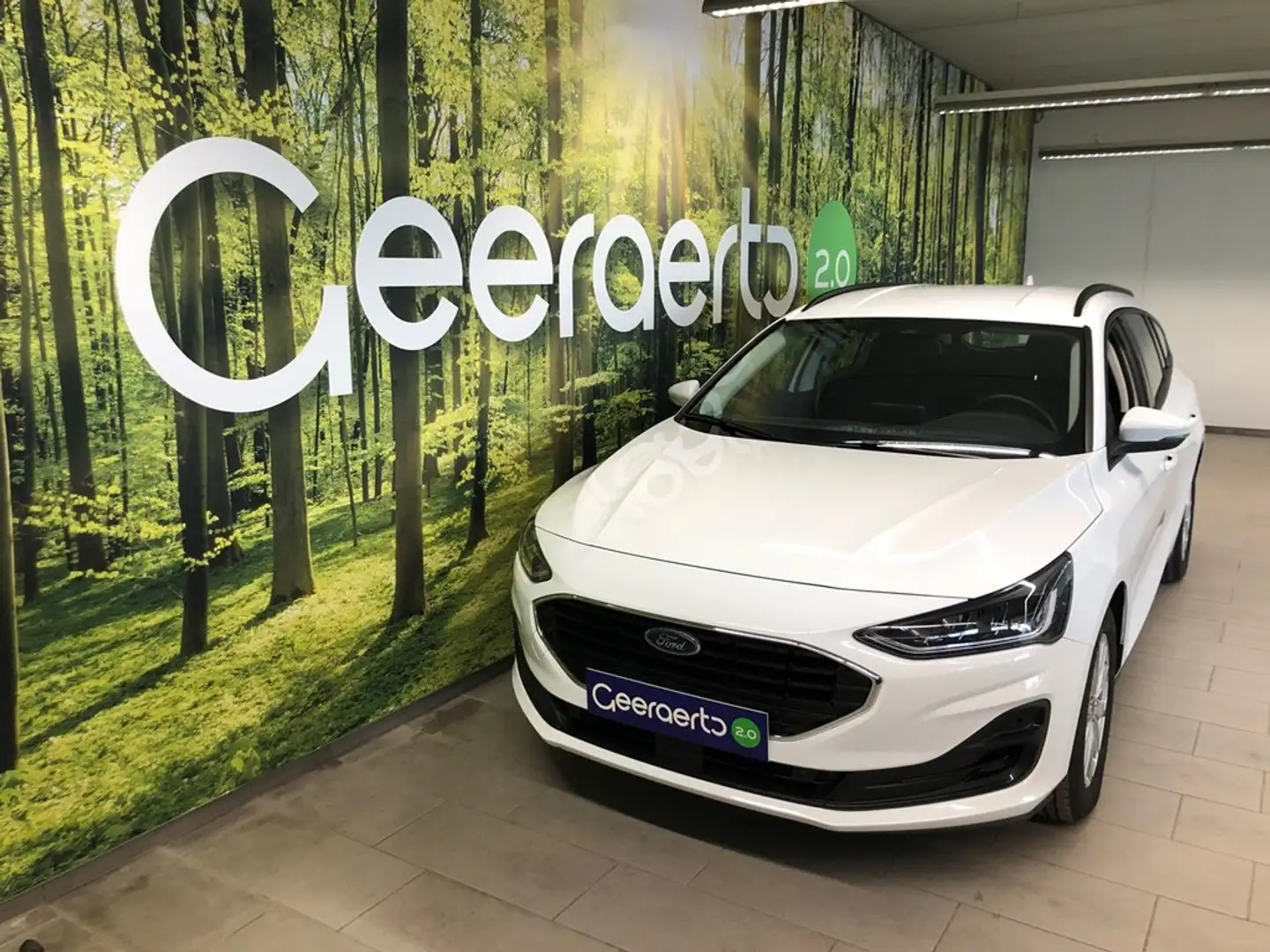 Ford Focus EcoBoost mHEV Connected AUT Blanc - 1