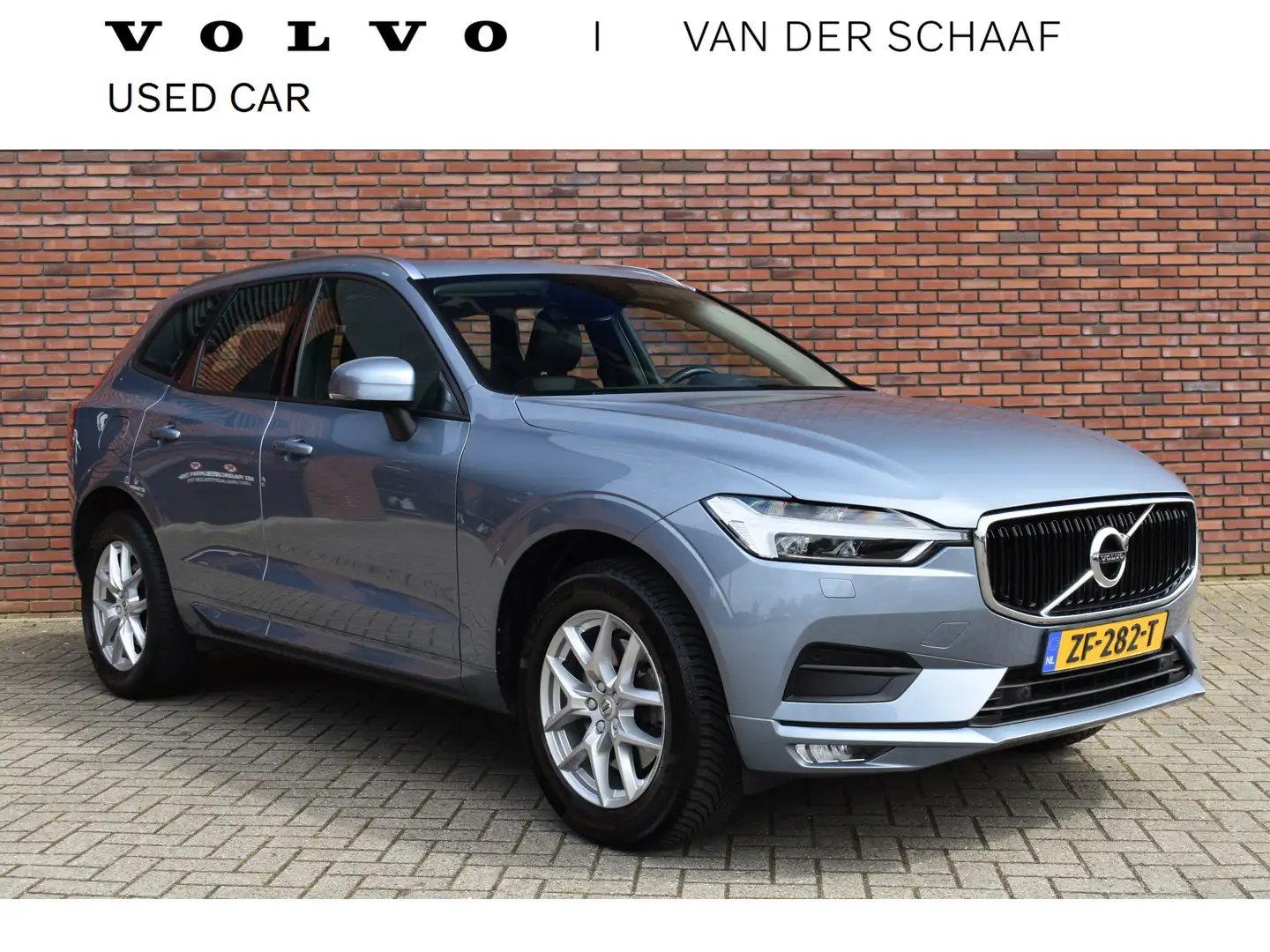 Volvo XC60 D4 190PK Automaat Momentum | Schuif-/kanteldak | T Bleu - 1