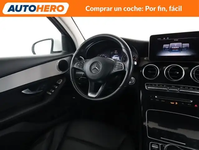 Mercedes-Benz 250 view 14