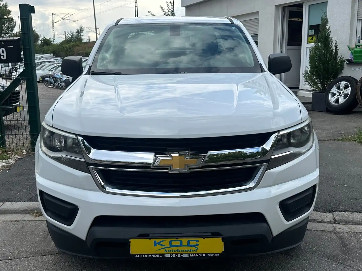 Chevrolet Colorado 2,5 Pick Up / 1.Hand Bílá - 2