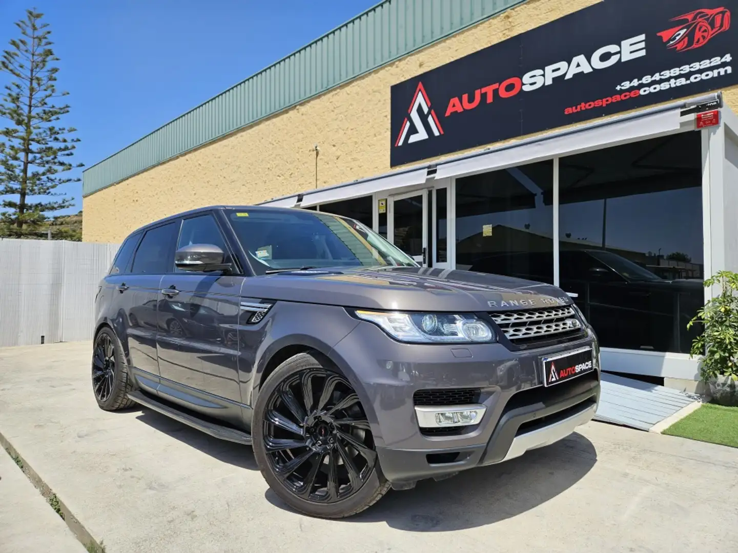 Land Rover Range Rover Sport 3.0TDV6 HSE Dynamic Aut. Gris - 1