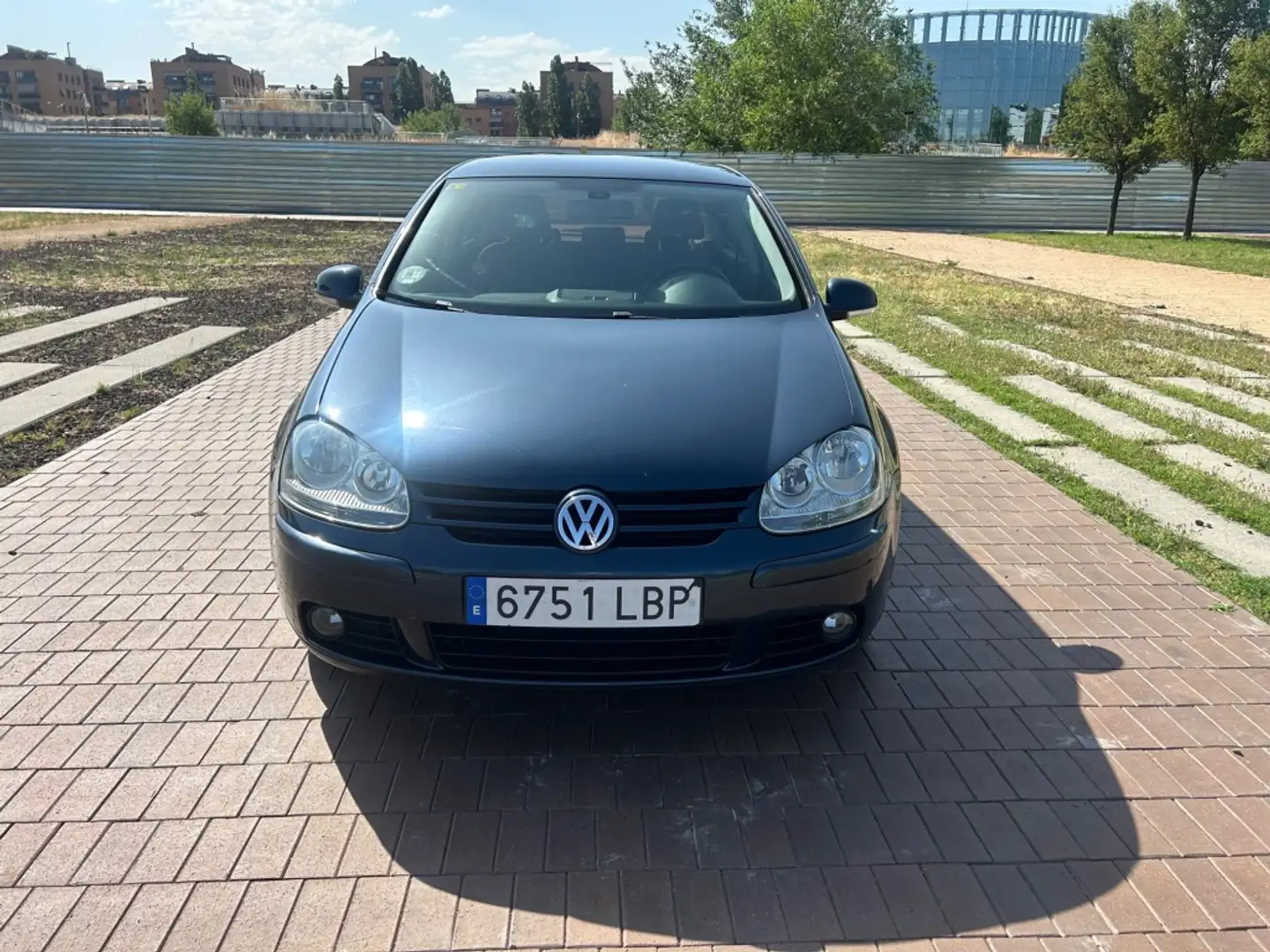 Volkswagen Golf 2.0TDI Sportline DSG - 2