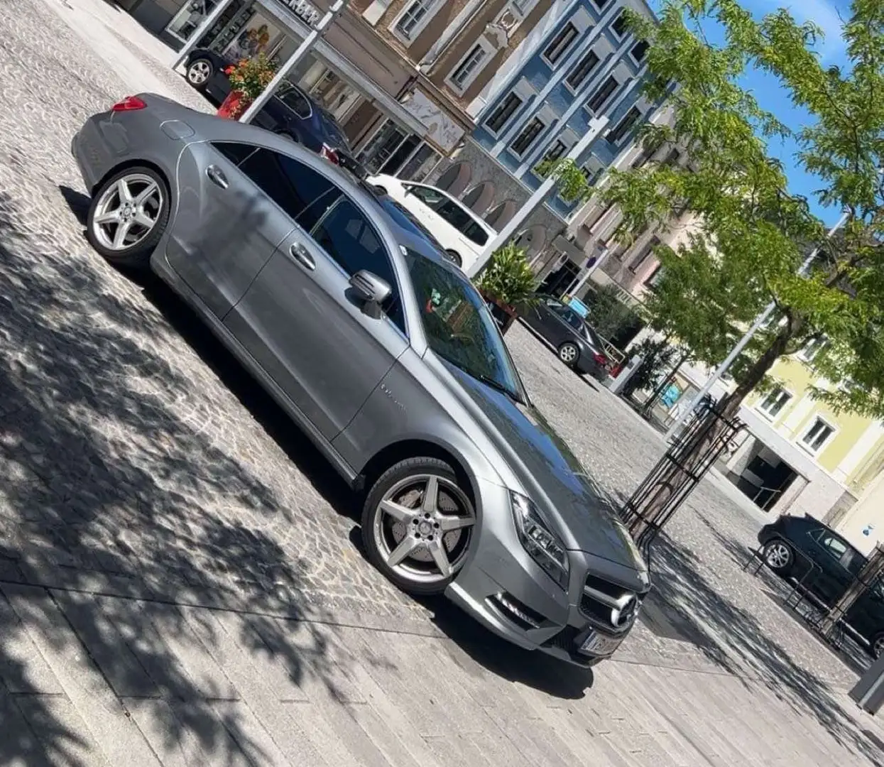 Mercedes-Benz CLS 500 Aut. - 2