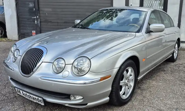 Jaguar S-Type 3 L V6 Executive Aut. Tüv & Service Neu