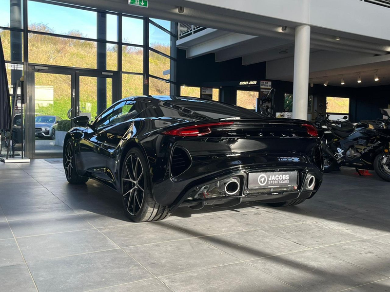 Lotus Emira V6 SE — photo 6