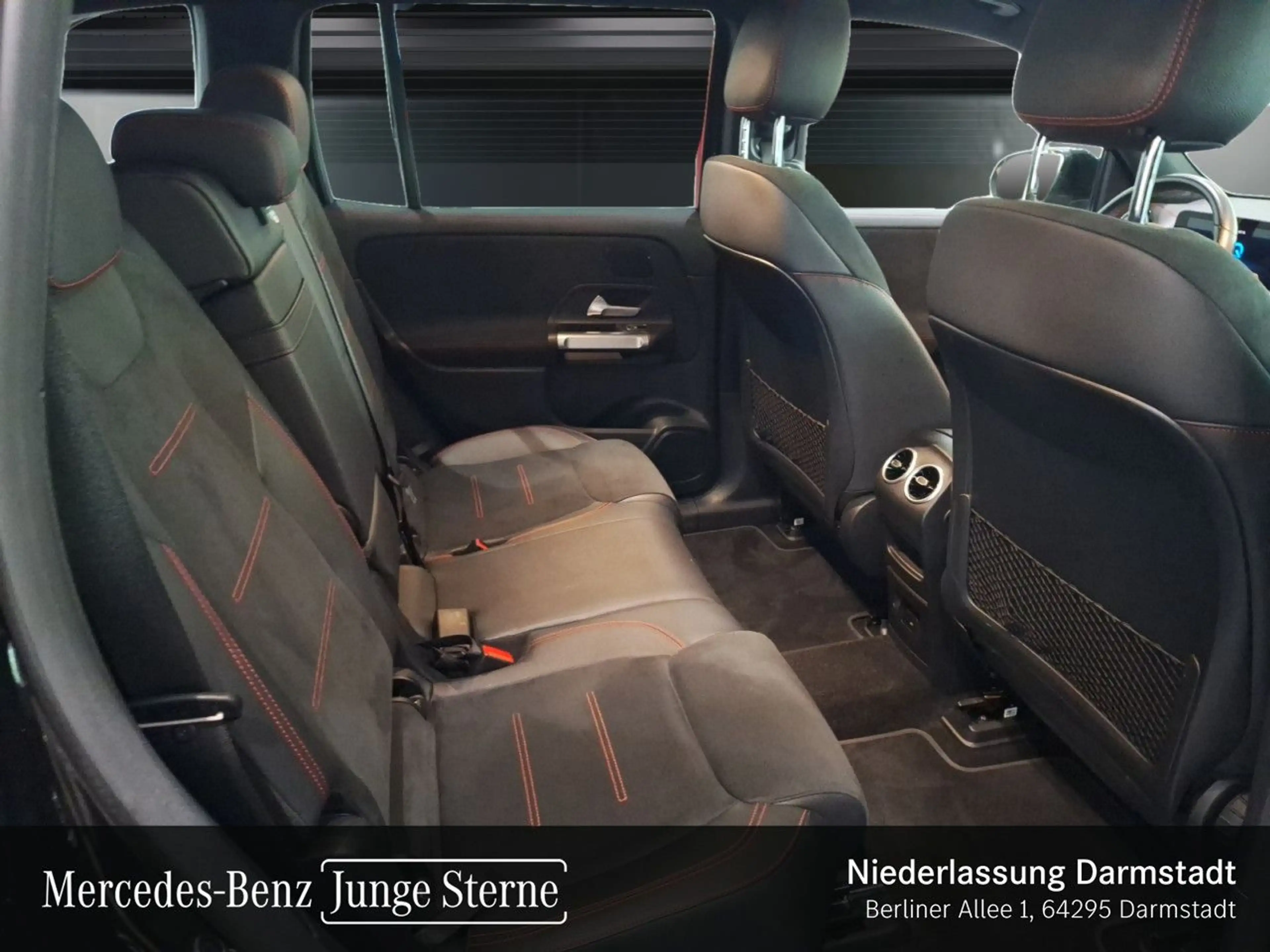Mercedes-Benz EQB 350 4M AMG+NIGHT+20"+PLUS-PAKET+PANO+KAMERA — photo 14