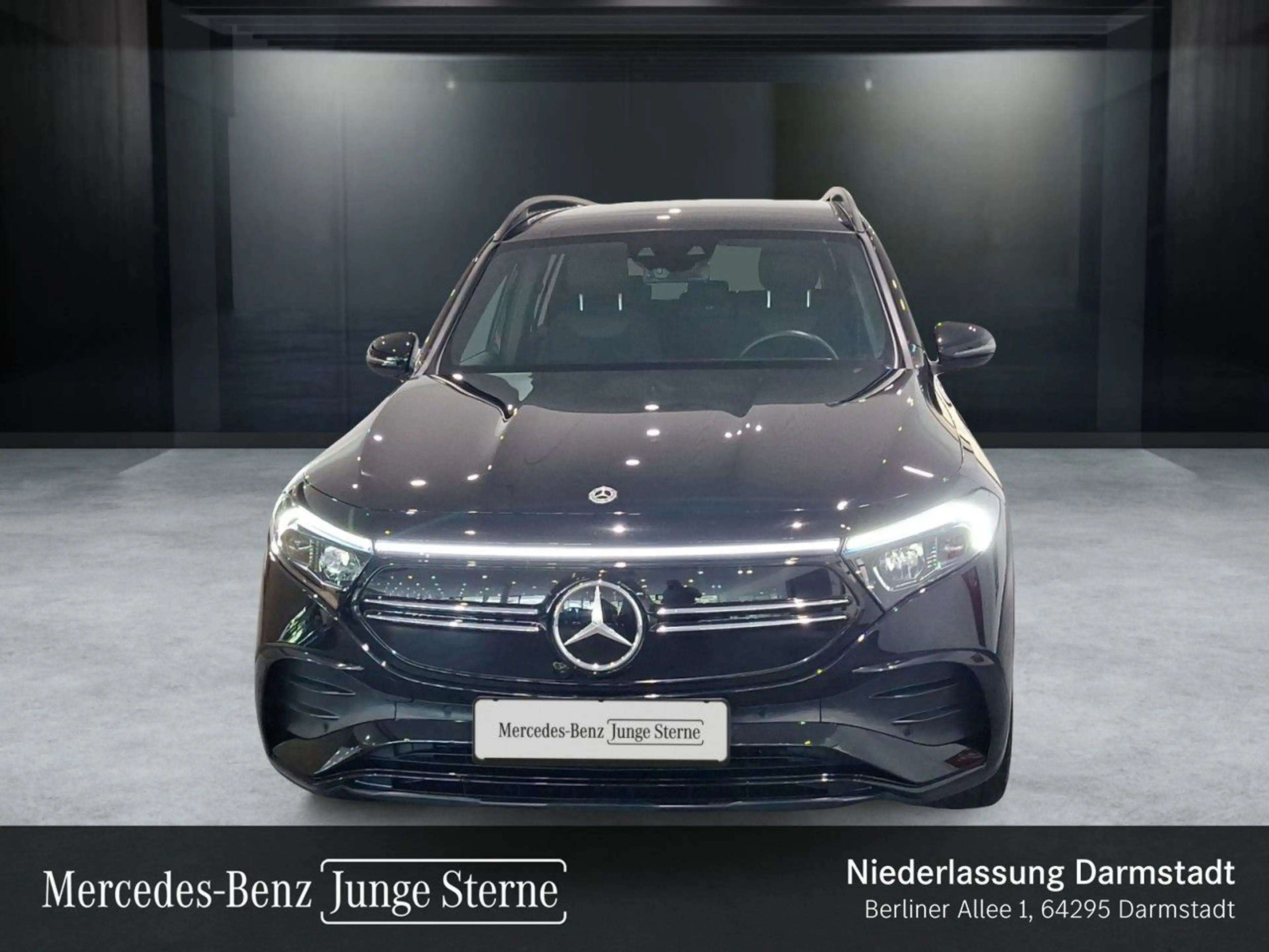 Mercedes-Benz EQB 350 4M AMG+NIGHT+20"+PLUS-PAKET+PANO+KAMERA — photo 3
