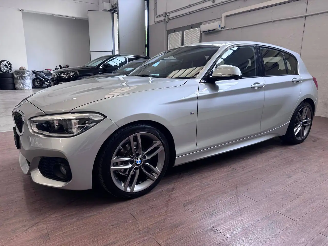 BMW 118