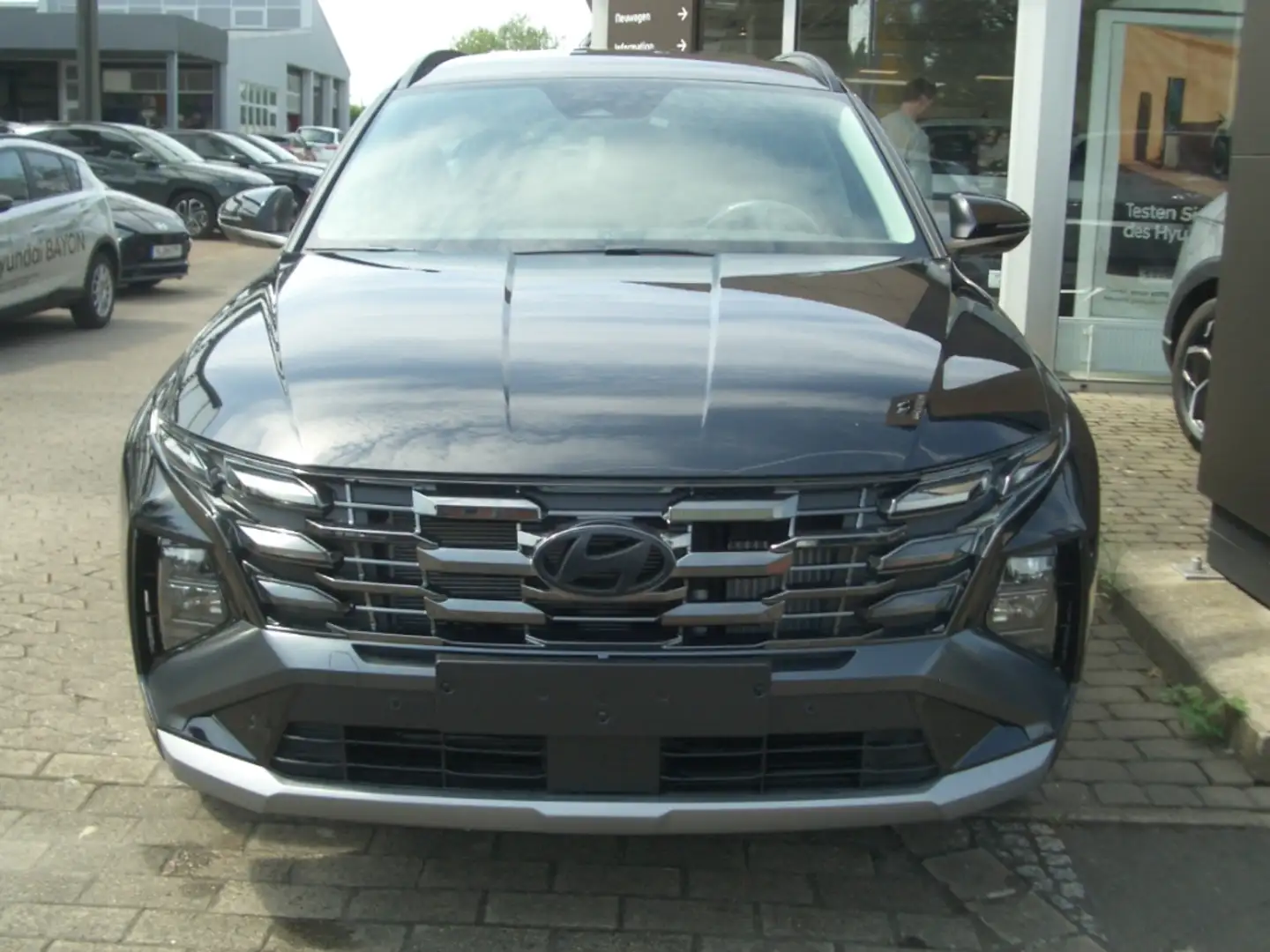 Hyundai TUCSON Facelift MJ25 1.6 DCT 48V Trend Schwarz - 2