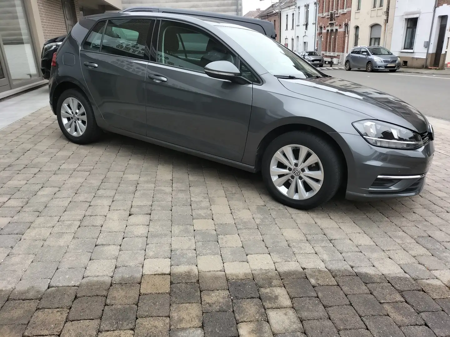 Volkswagen Golf Golf 1.0 TSI Comfortline OPF (EU6.2) Gris - 2