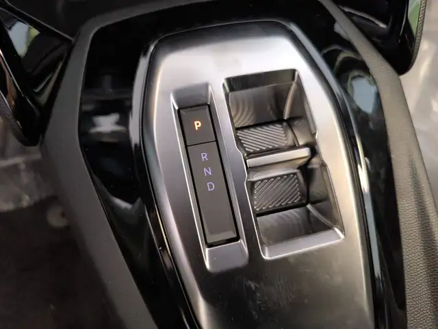 Peugeot 2008 view 18