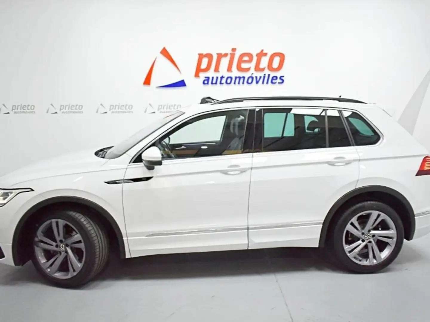 Volkswagen Tiguan 2.0TDI R-Line DSG 110kW Blanco - 2