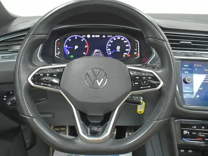 Volkswagen Tiguan 2.0 TDI R Line DSG 2022, foto 18