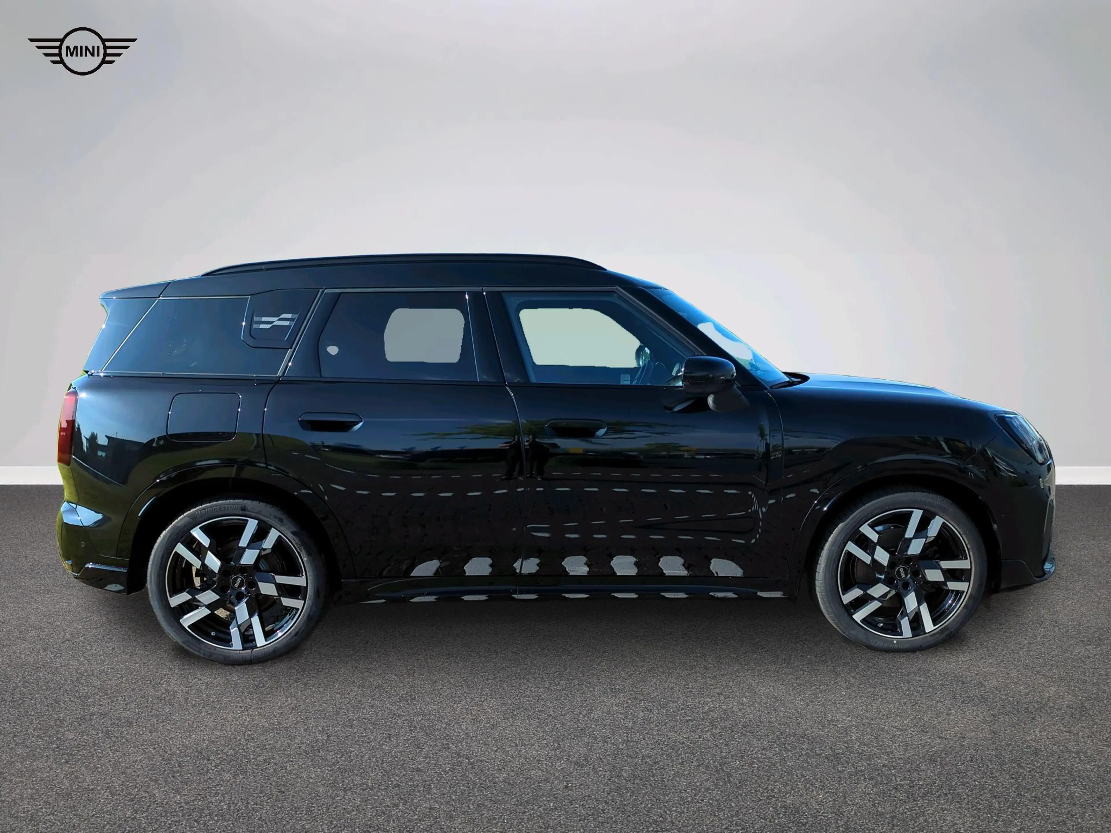 MINI Countryman C John Cooper Works Trim — photo 2