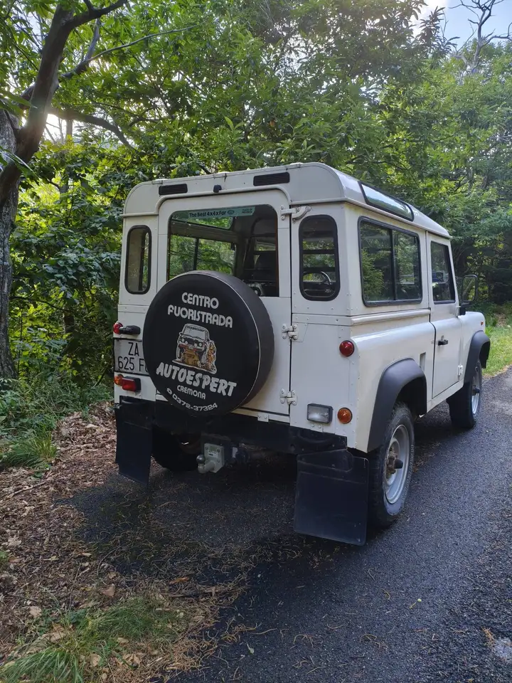 Land Rover Defender 90 2.5 td Hard Top, foto 3