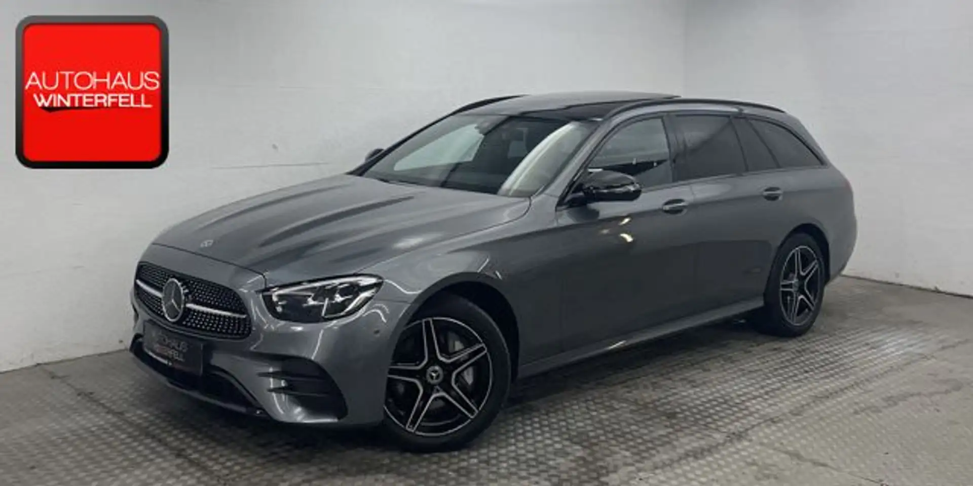 Mercedes-Benz E 300 de T 4M AMG NIGHT PANO+HUD+BURMESTER+DISTR Gris - 1