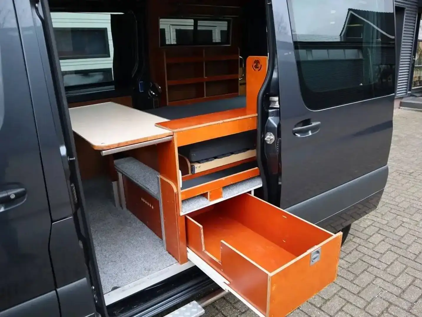 Mercedes-Benz Sprinter Mercedes-Benz Sprinter 211 CDI Euro 6 Camper Van Gris - 1