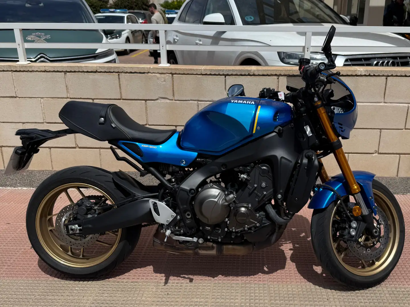 Yamaha XSR 900 Albastru - 1