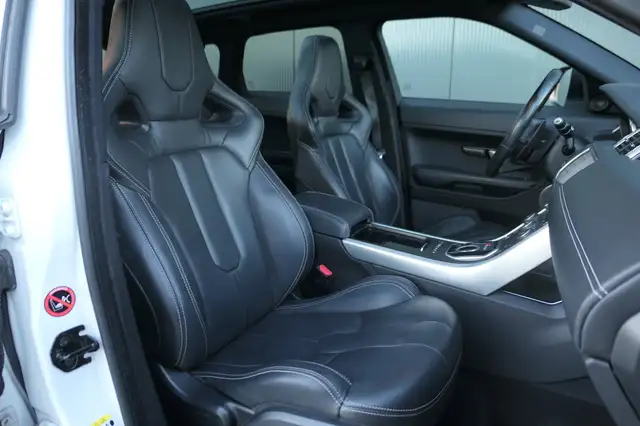 Land Rover Range Rover Evoque view 7