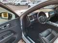 Volvo XC60 B4 Plus Dark 2WD ACC PANO 360° Allwetter Silber - thumbnail 15