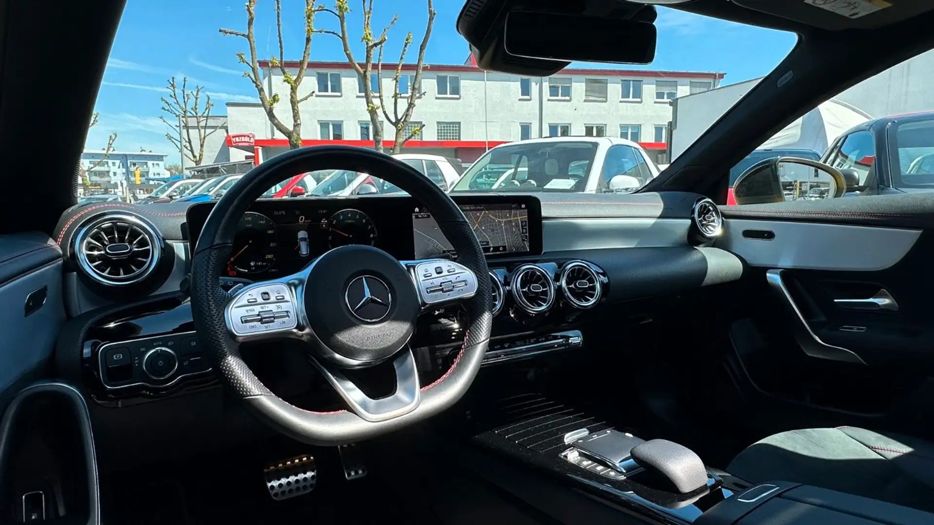 Mercedes-Benz CLA 250 CLA 250e SB AMG-Line PANO! 360°! NIGHT! MBUX! Amarillo - 2
