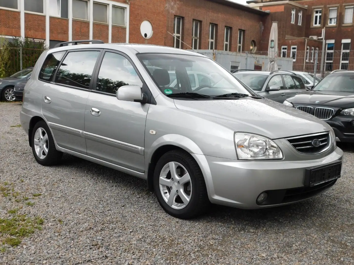 Kia Carens 2.0 16V EX Van/Automatik/TUV.07.27 Zilver - 1
