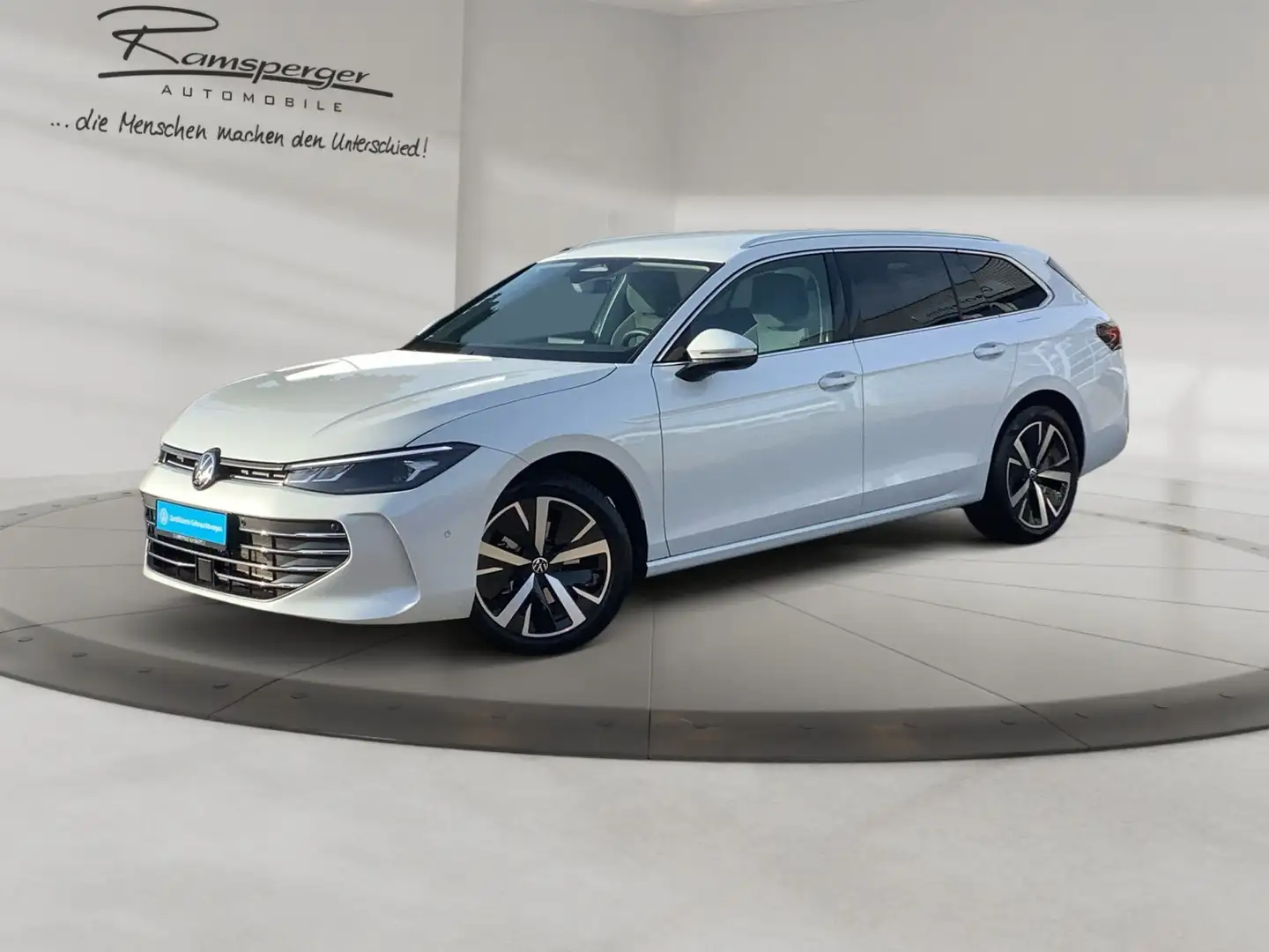 Volkswagen Passat Variant 1.5 TSI DSG Business ACC LED Navi Weiß - 2