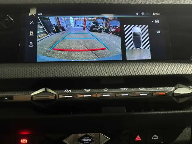 DS Automobiles DS 4 view 12