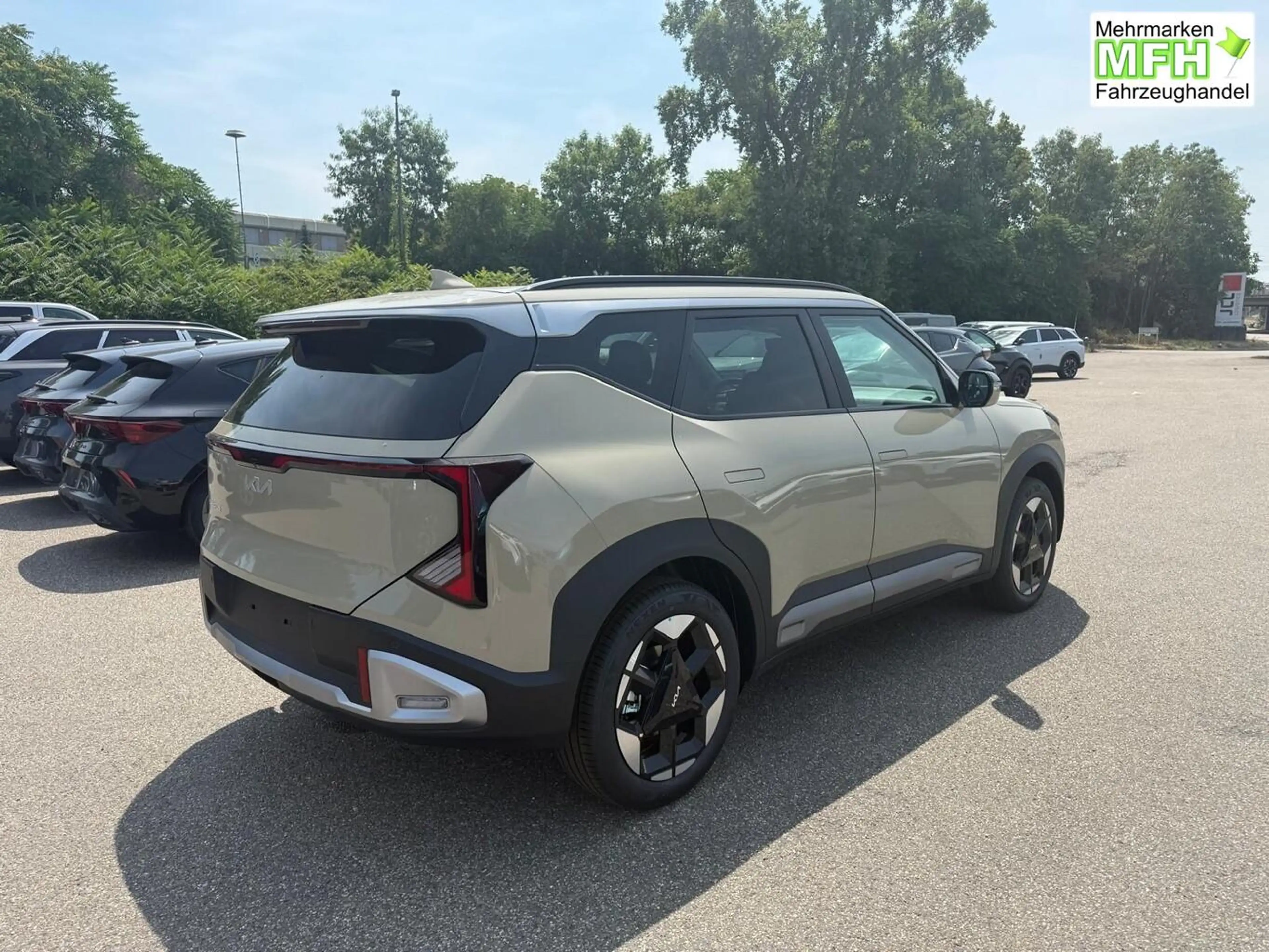 Kia Seltos DCT Vision DesignP SHZ ACC Carplay Keyl 132 kW ... — photo 3