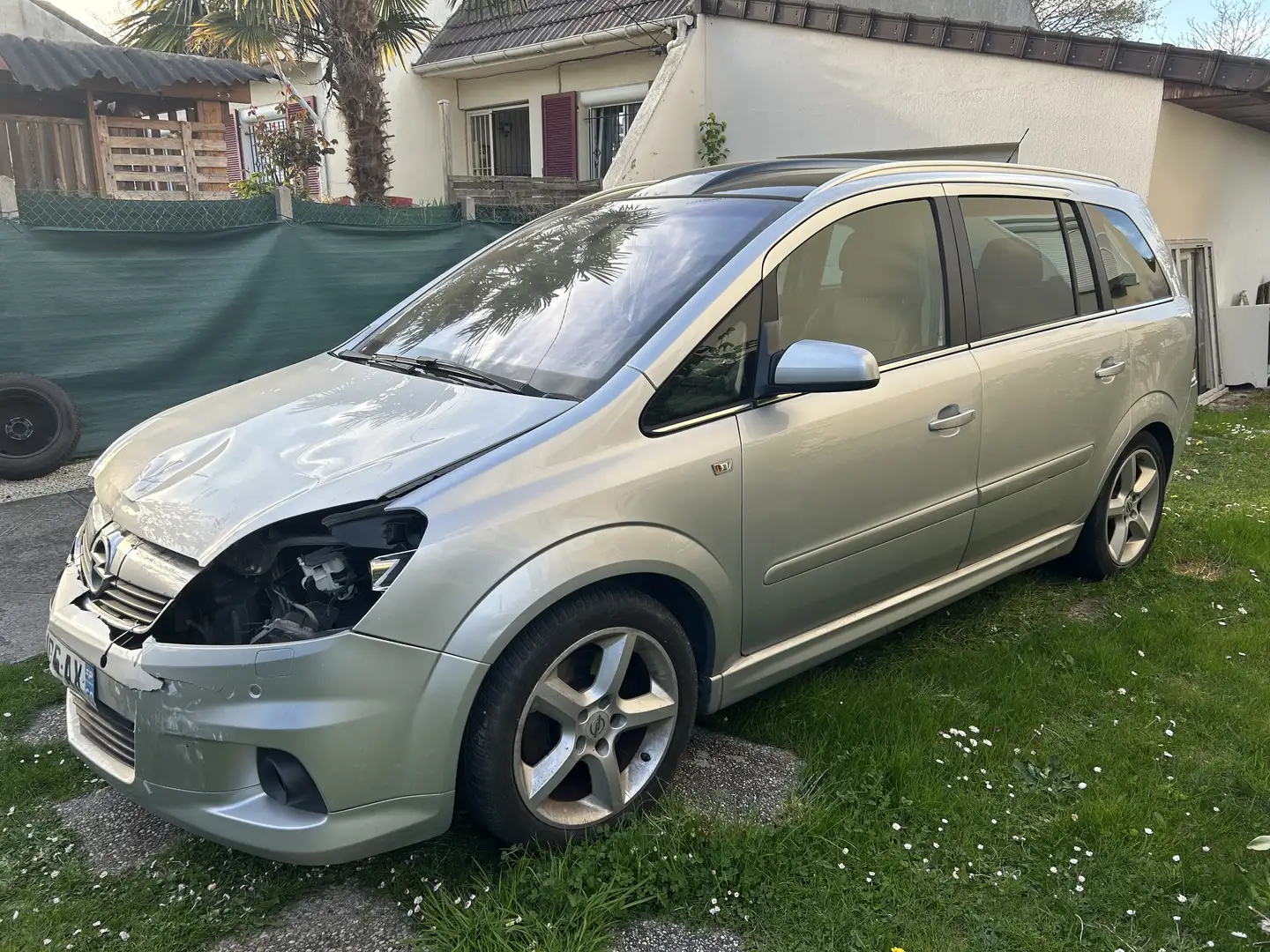 Opel Zafira 1.9 CDTI - 150 ch FAP Cosmo Pack - 2