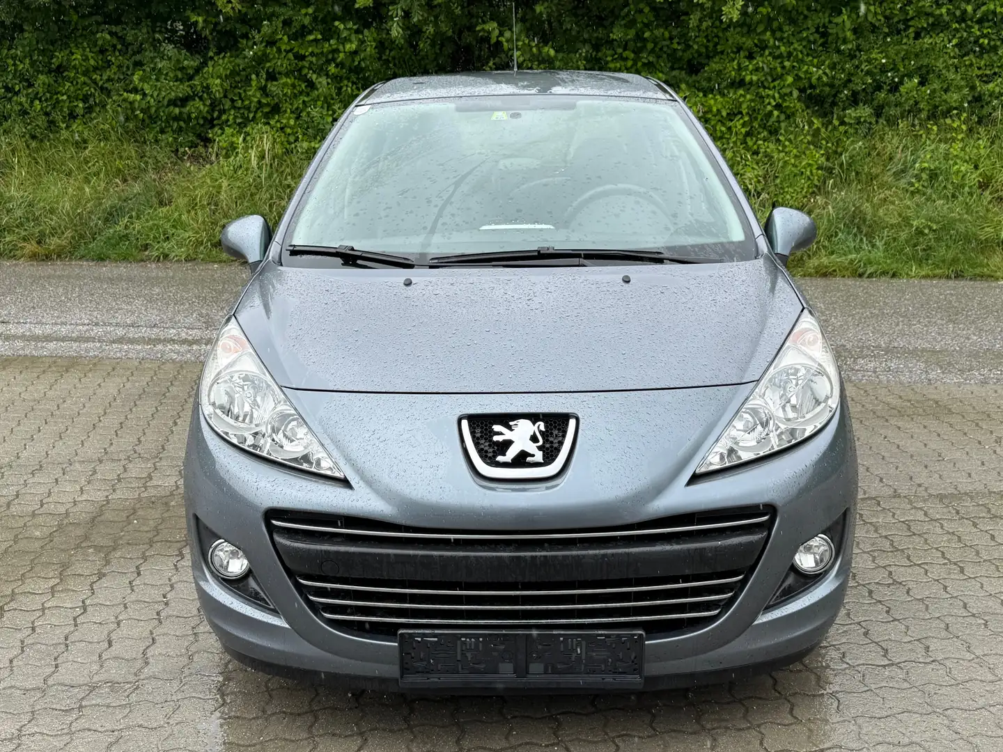 Peugeot 207 Tendance Grau - 2