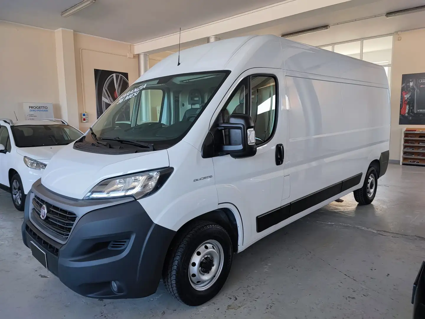 Fiat Ducato 2.3 MJT 140 CV P.LUNGO T.ALTO Wit - 1