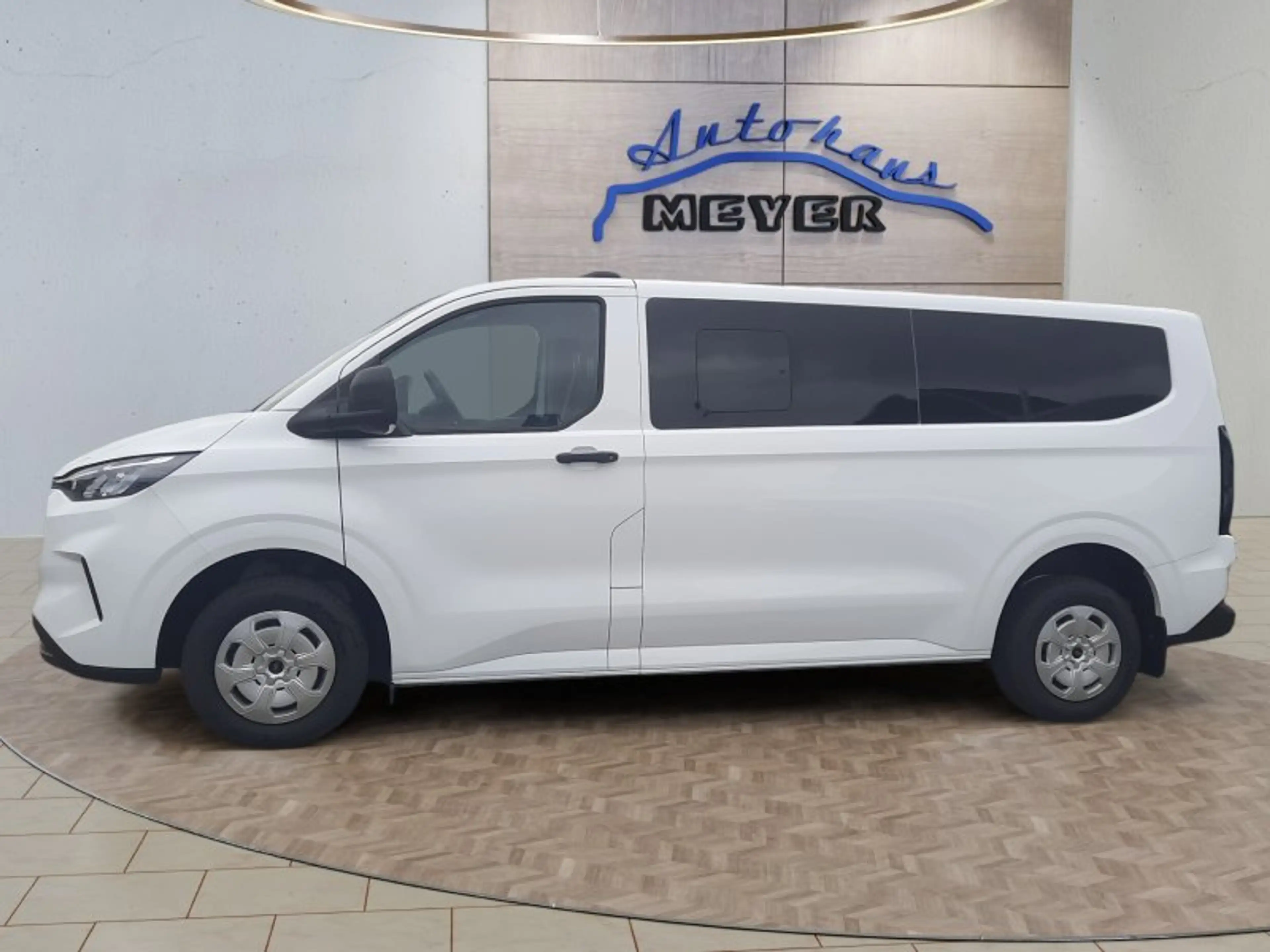 Ford Transit Custom L2 2.0d 136PS 9-Sitzer/5 J.Garantie/Kamera/Temp/Ap — photo 2
