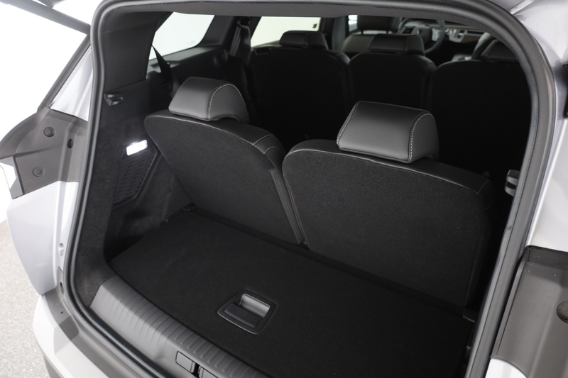 Peugeot 5008 GT 1.2 Hybrid Aut. LED ACC Navi — photo 26