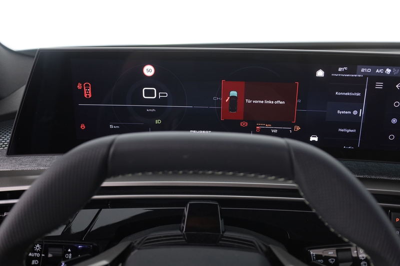 Peugeot 5008 GT 1.2 Hybrid Aut. LED ACC Navi — photo 17