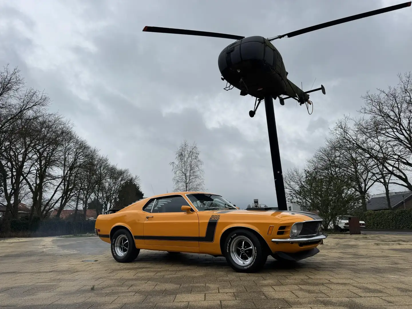Ford Mustang 302 boss Orange - 2