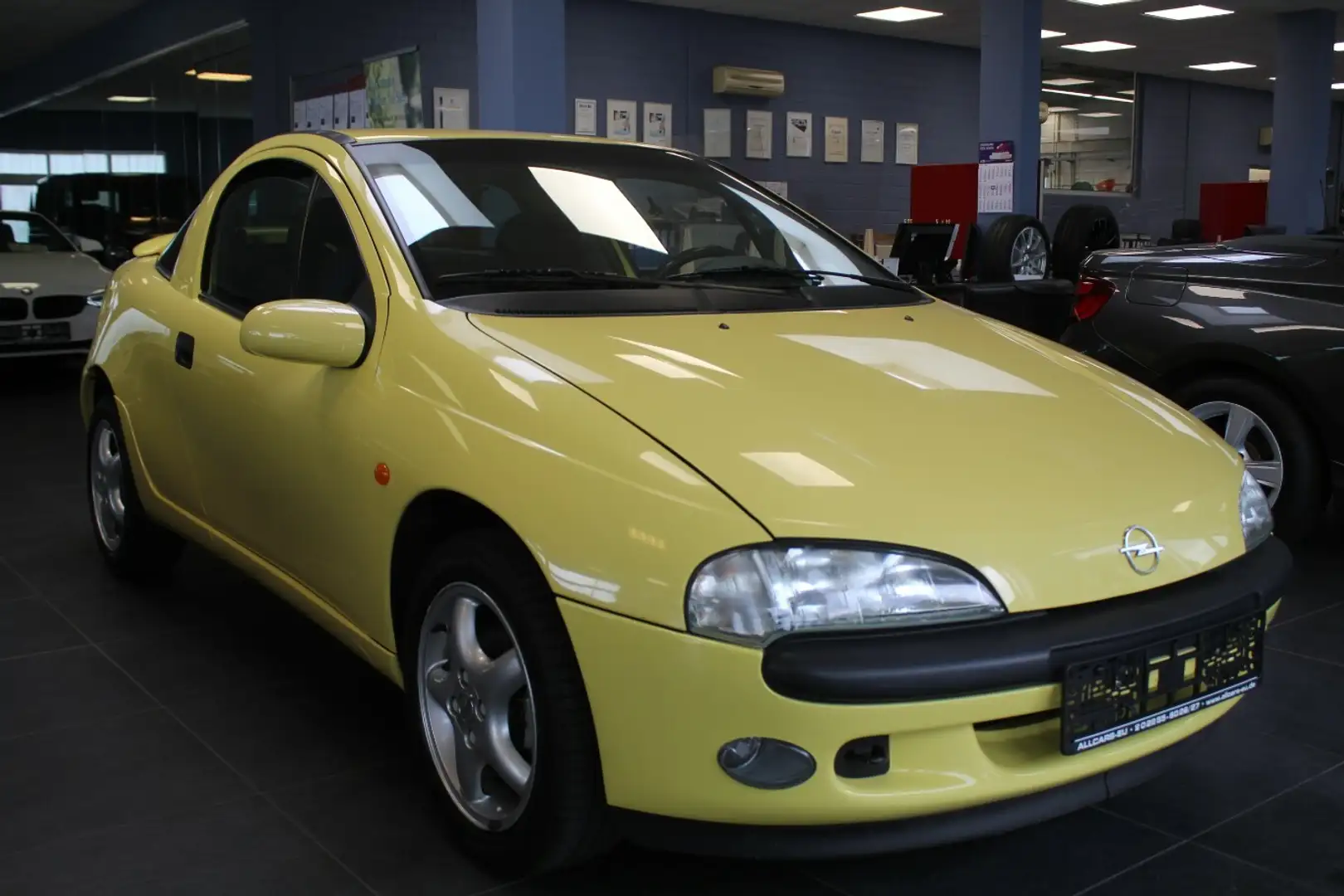 Opel Tigra 1,6 žuta - 1