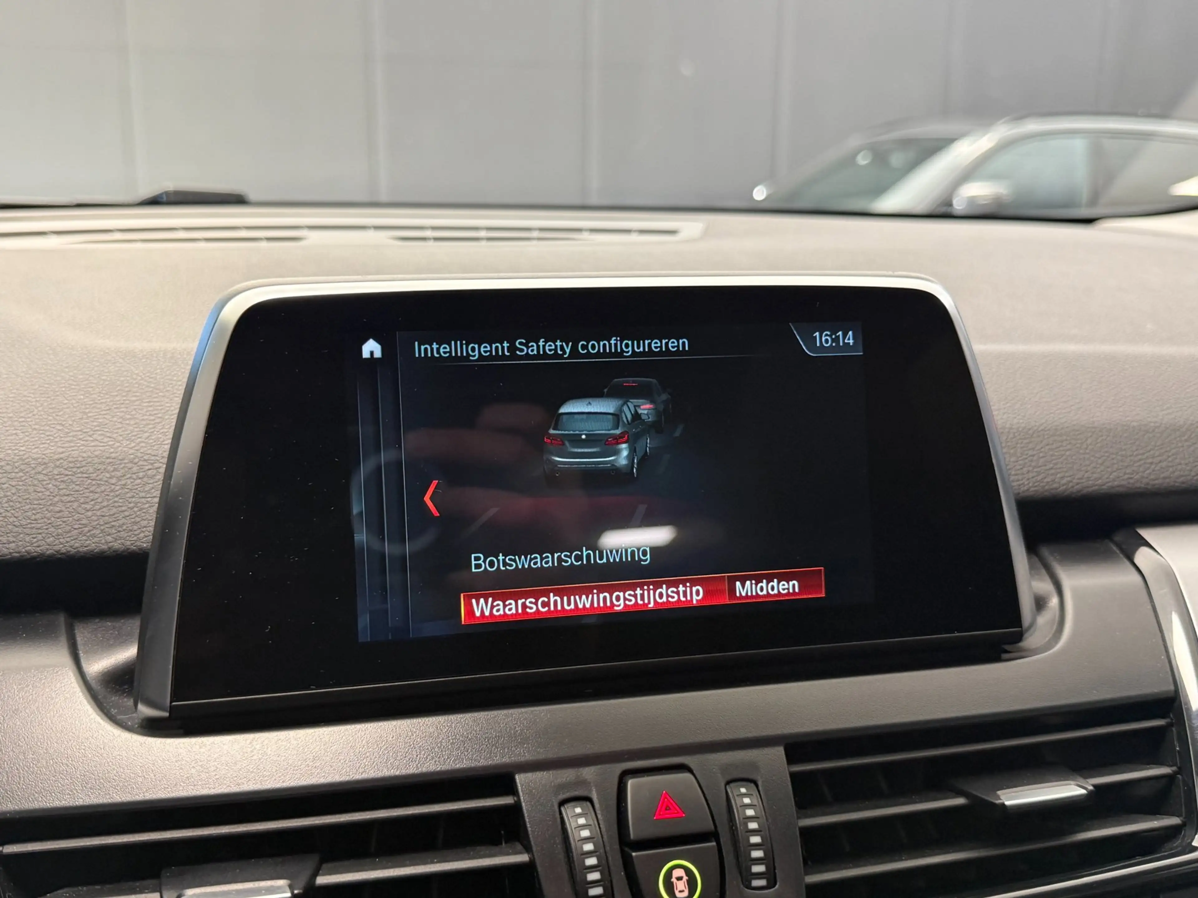 BMW 225 2-serie Active Tourer 225xe iPerformance Executive — photo 34