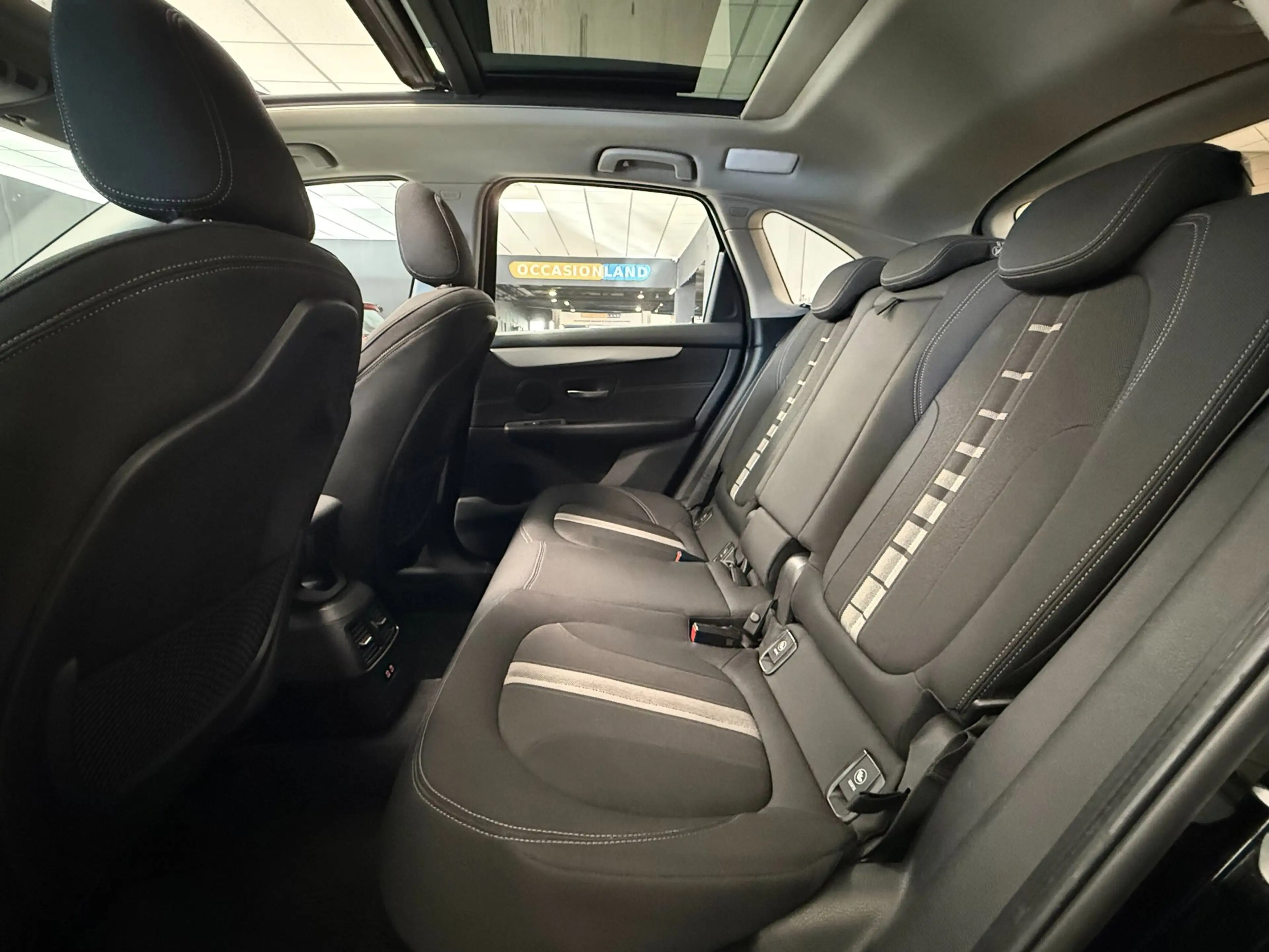 BMW 225 2-serie Active Tourer 225xe iPerformance Executive — photo 27