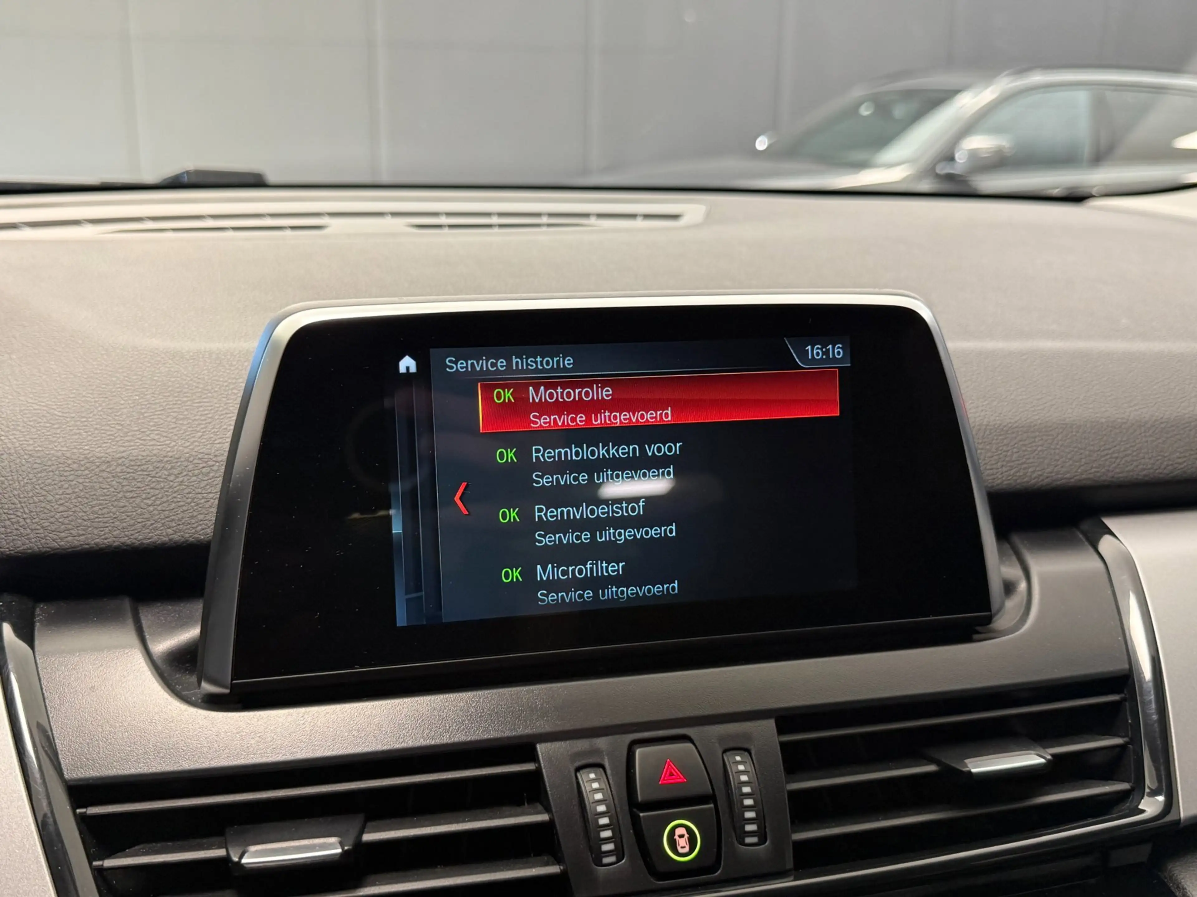 BMW 225 2-serie Active Tourer 225xe iPerformance Executive — photo 43