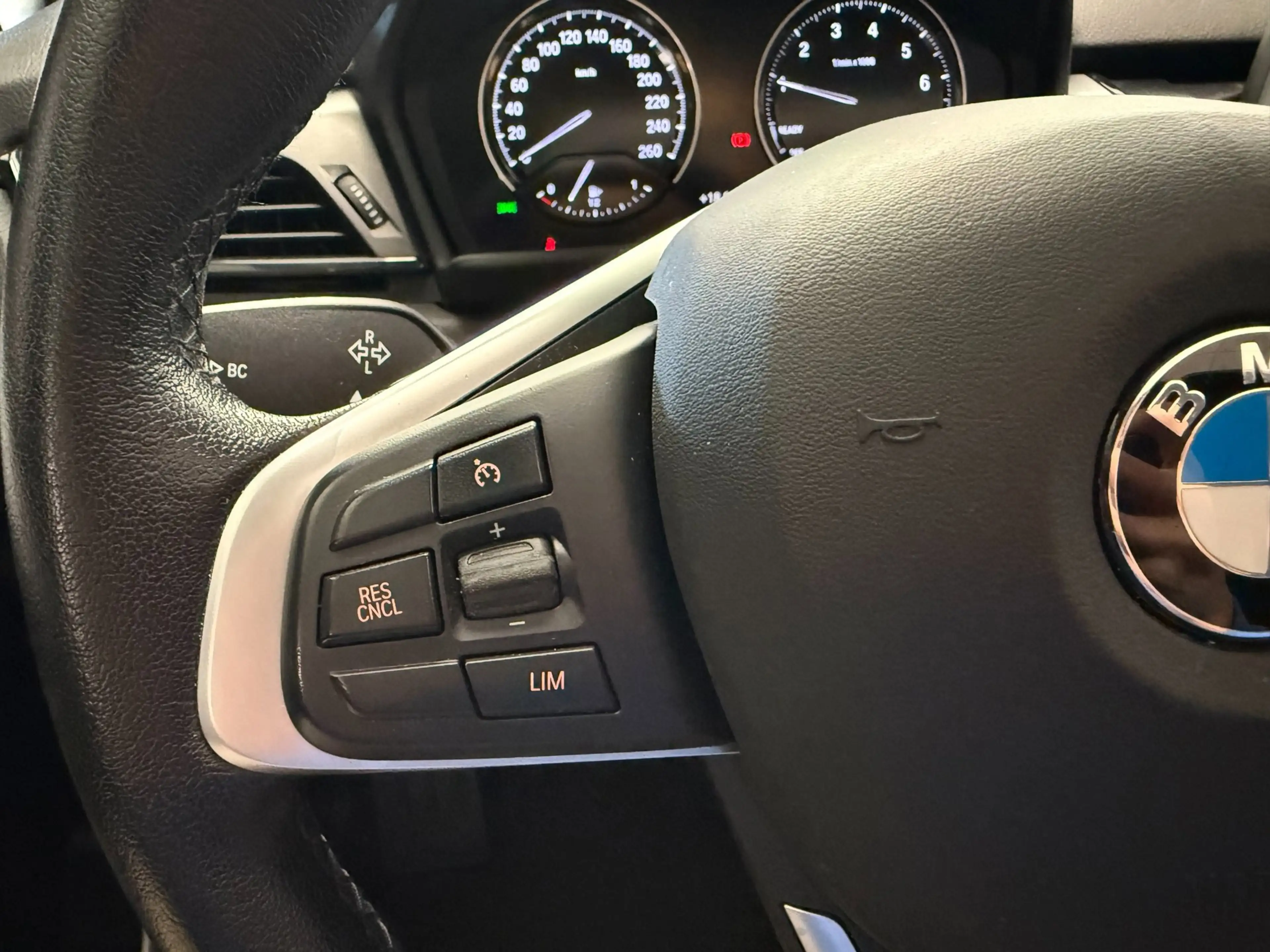 BMW 225 2-serie Active Tourer 225xe iPerformance Executive — photo 13