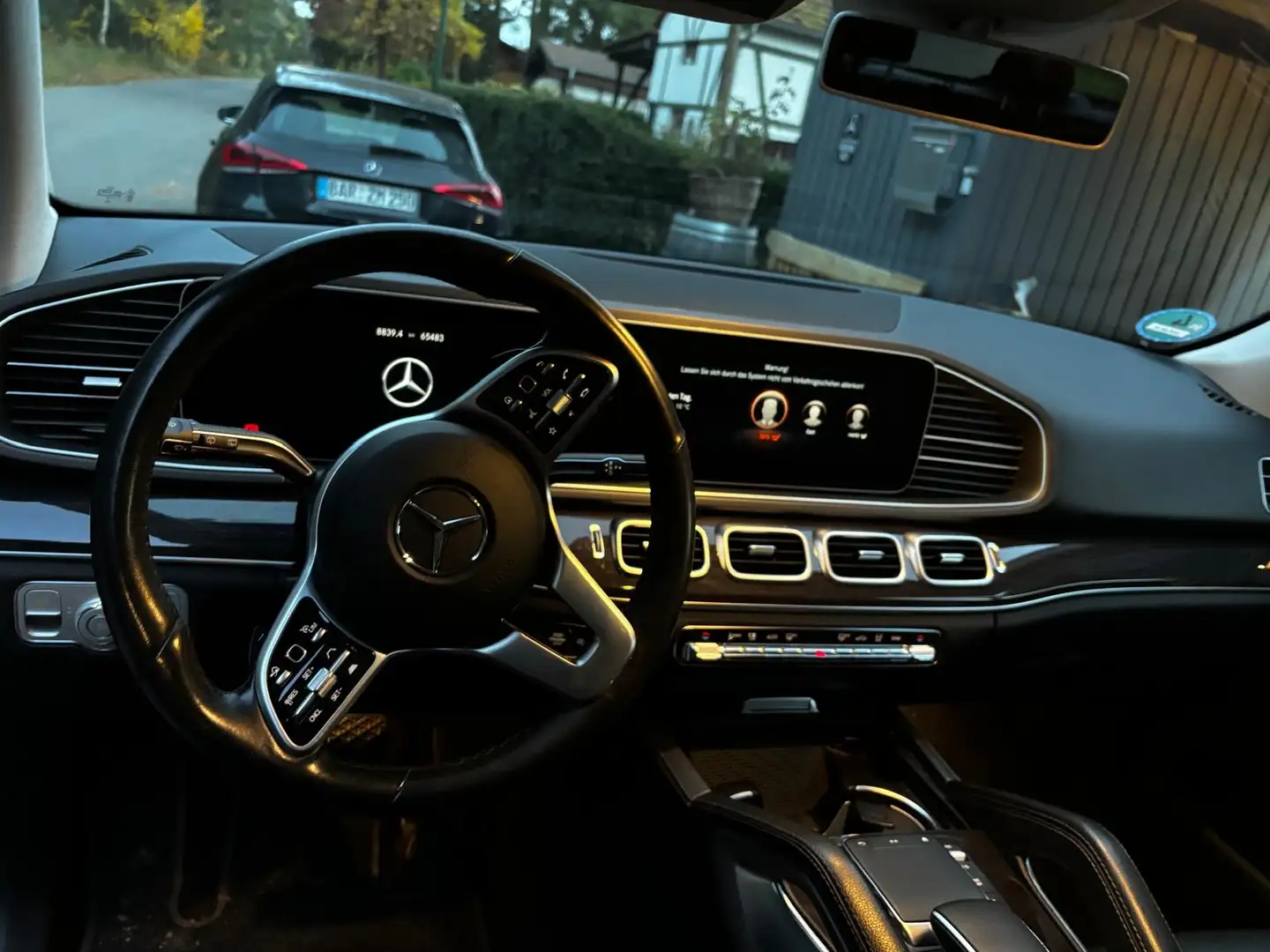 Mercedes-Benz GLE 580 GLE 580 4Matic 9G-TRONIC AMG Line Schwarz - 2