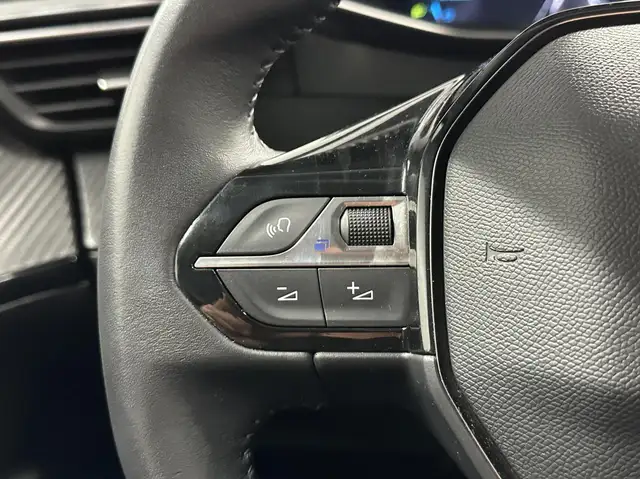 Peugeot 2008 view 20