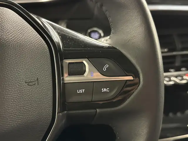 Peugeot 2008 view 21