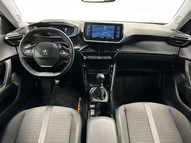 Peugeot 2008 view 2