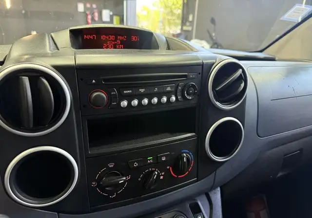 Peugeot Partner view 15