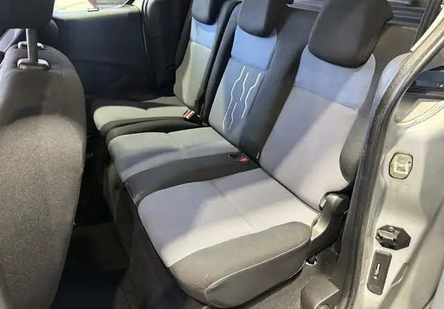 Peugeot Partner view 13