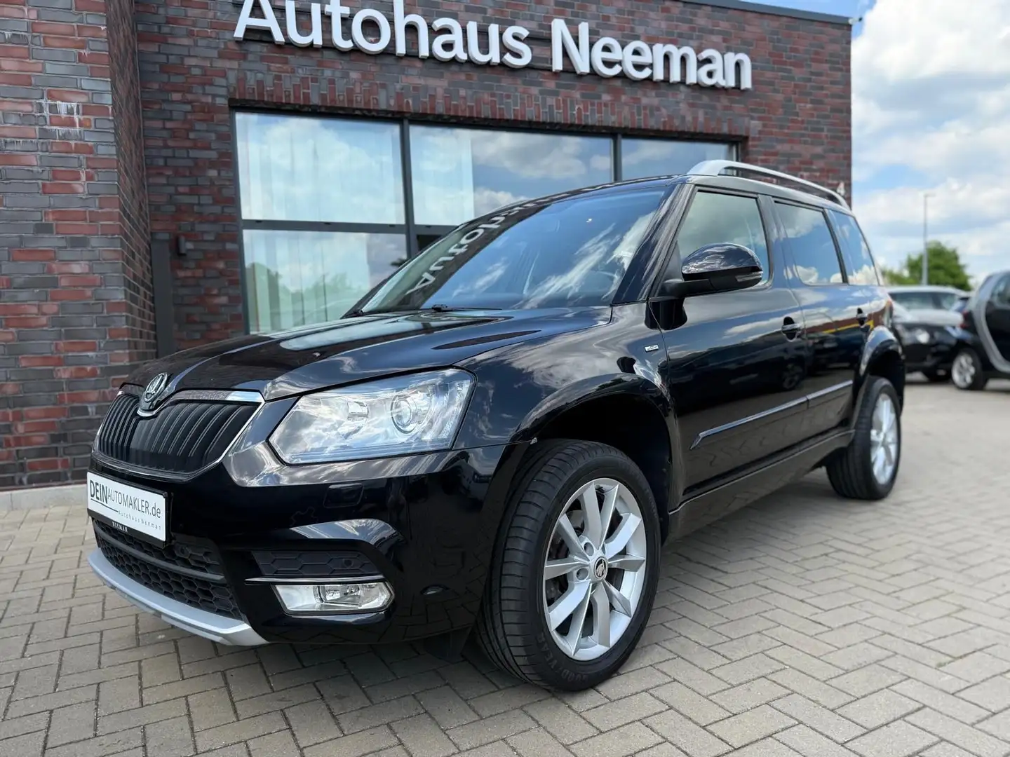 Skoda Yeti Joy*SHZ*KLIMA*NAVI*PDC* Schwarz - 1